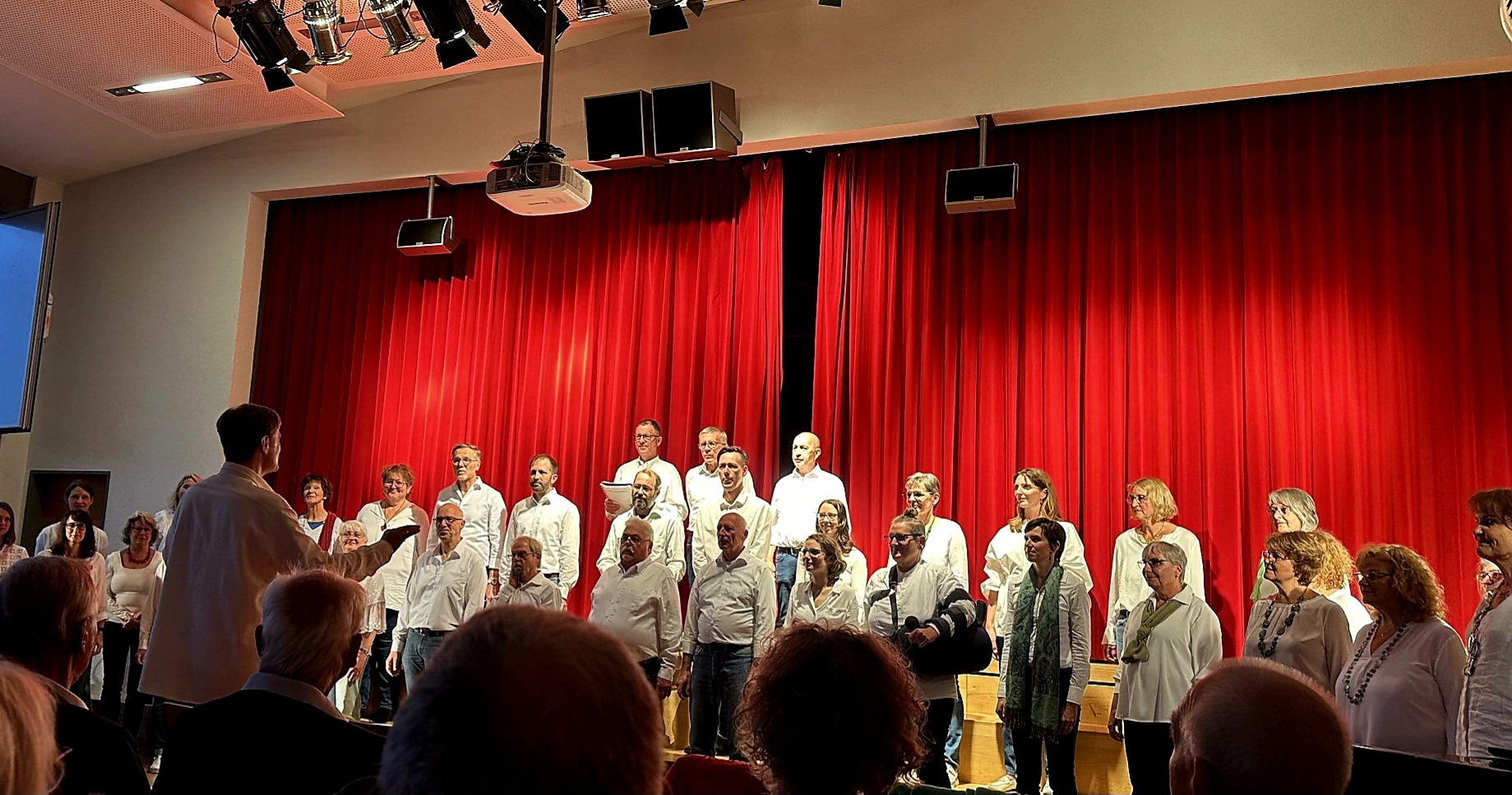 POPCHOR MERKLINGEN live auf der Bühne